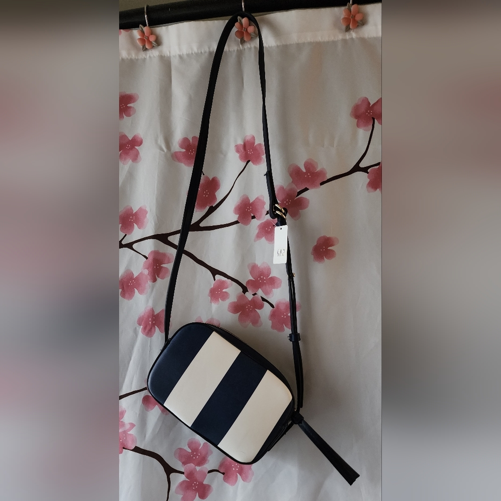 New With Tags NWT Gap Crossbody Bag Blue Wite Stripe
